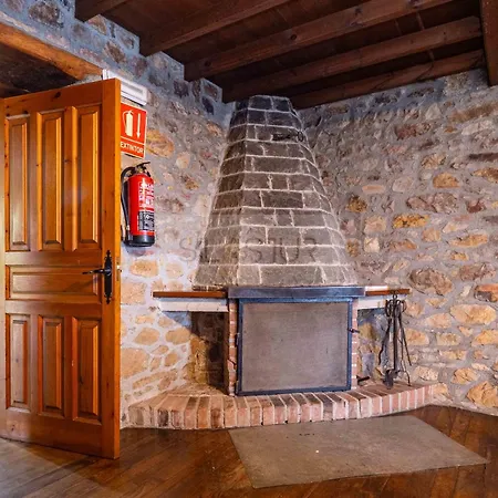 La Casona De Pravia I By Silastur