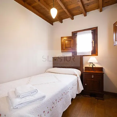 بيت للعطل La Casona De Pravia I By Silastur Corias